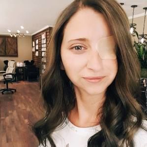 Meet your Posher, Alexandra